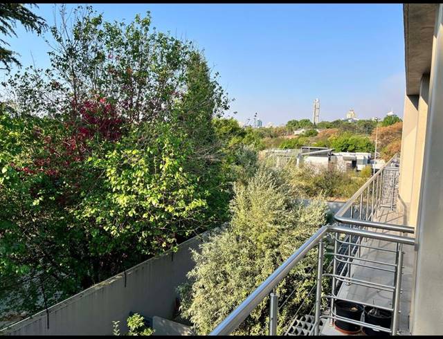 2 BEDROOM PROPERTY TO RENT IN HURLINGHAM MANOR